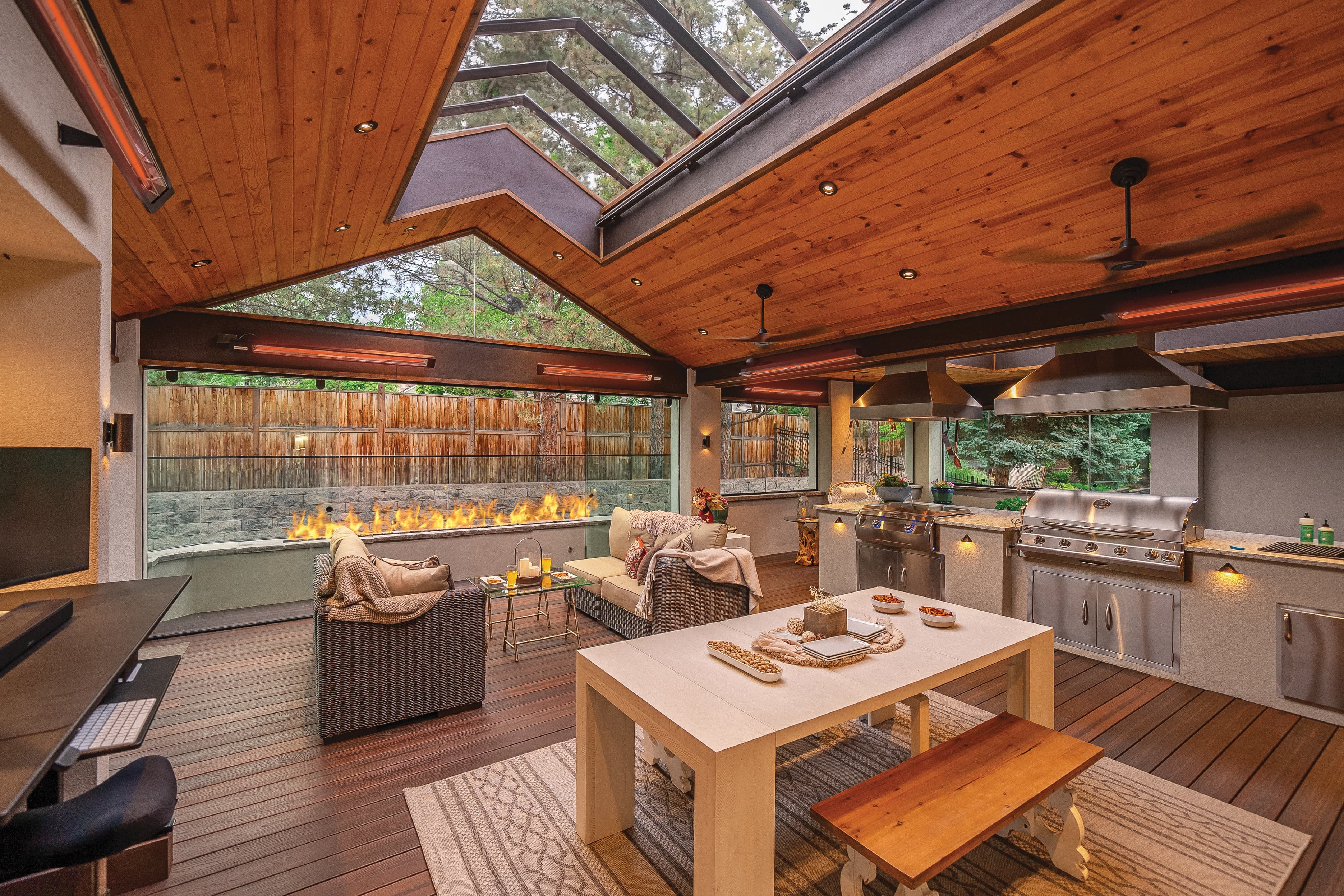 Building Luxury Decks In Colorado
